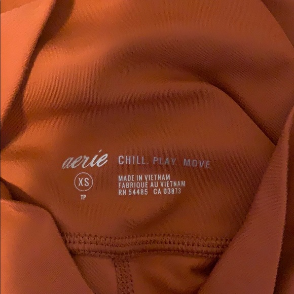AERIE 7/8 CHILL PLAY MOVE LEGGINGS - Picture 4 of 5